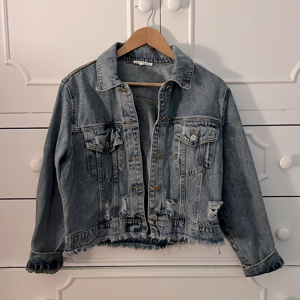 NWT Jean Denim Jacket Size Medium
